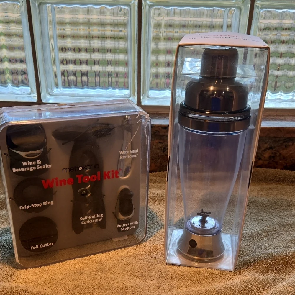 Wine Tool Kit & Cocktail Mixer